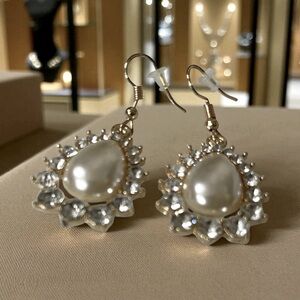 Elegant Pearl and Crystal Drop Earrings
